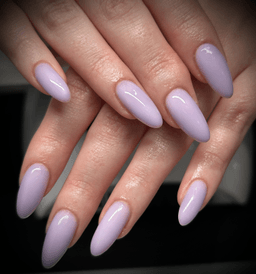 Remplissage rose pastel avec flakes – Pose d’ongles féminine et naturelle à Boucherville